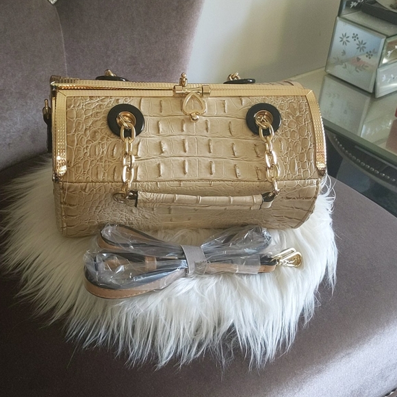 Bag - Picture 4 of 7